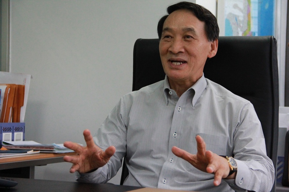 can bo ngoai giao can tam nhin rong