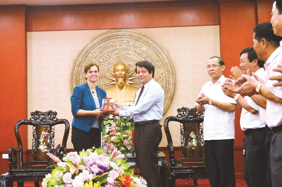 phu tho day manh chien luoc hoi nhap