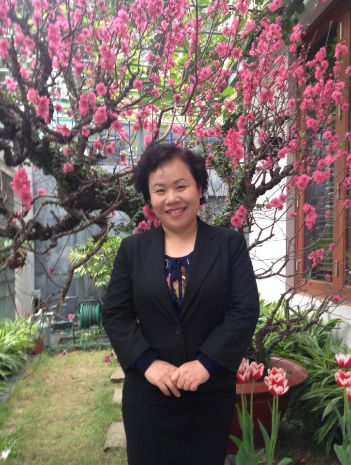 nhung tam hon thi si