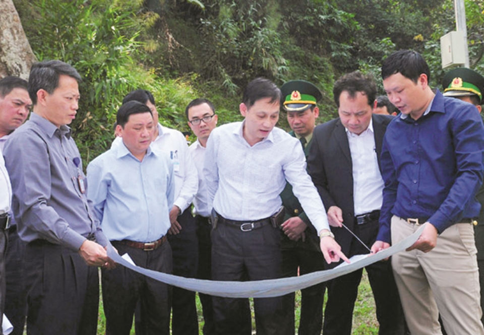 Bảo vệ vững chắc chủ quyền biên giới, lãnh thổ bao ve vung chac chu quyen bien gioi lanh tho