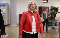 tiet lo thong tin noi bo va gia dinh tong thong my nguoi gac cong cua ong trump thoi viec