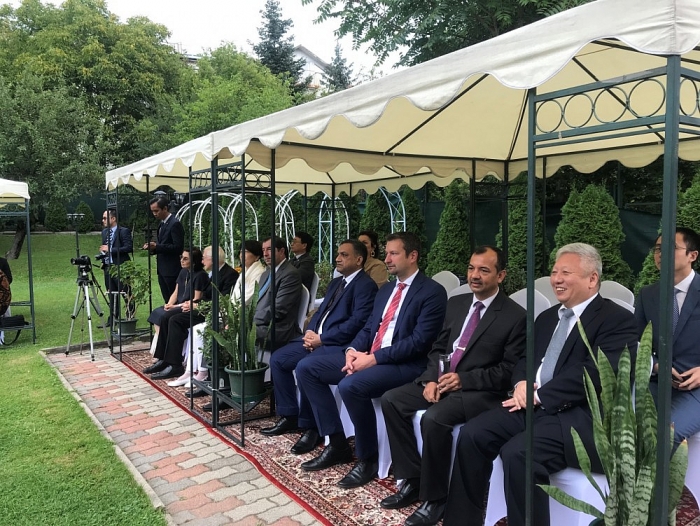 dai su quan cac nuoc asean tai hungary to chuc le thuong co