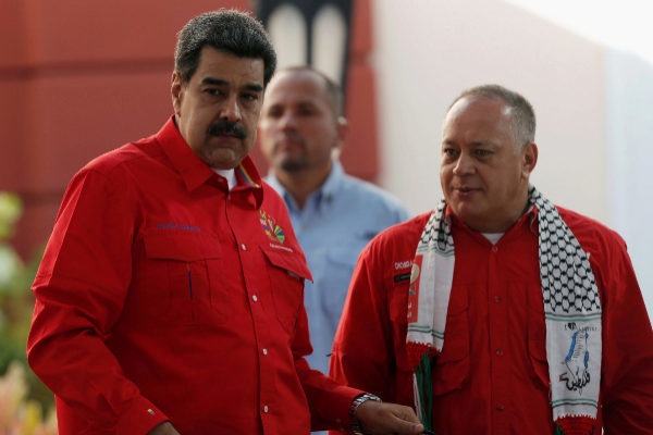 my tuyen bo dang tien hanh doi thoai voi cac quan chuc cap cao nhat venezuela