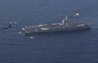 Tàu sân bay cách Eo biển Hormuz 966km, phi công Mỹ khẳng định 'không muốn chiến tranh' với Iran