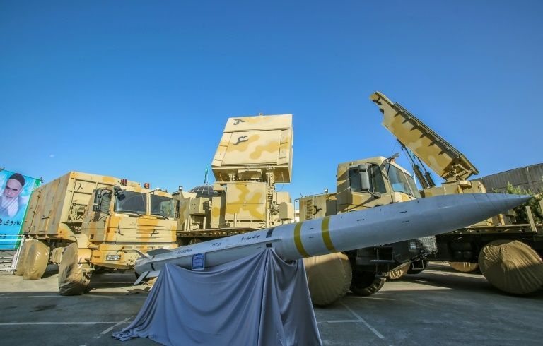 my dua cac nha cung cap cho chuong trinh ten lua cua iran vao danh sach den