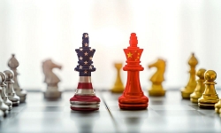 Phản ứng với thuế quan mạnh tay từ Mỹ, Trung Quốc 'ra nắm đấm, nhưng vẫn xoa'