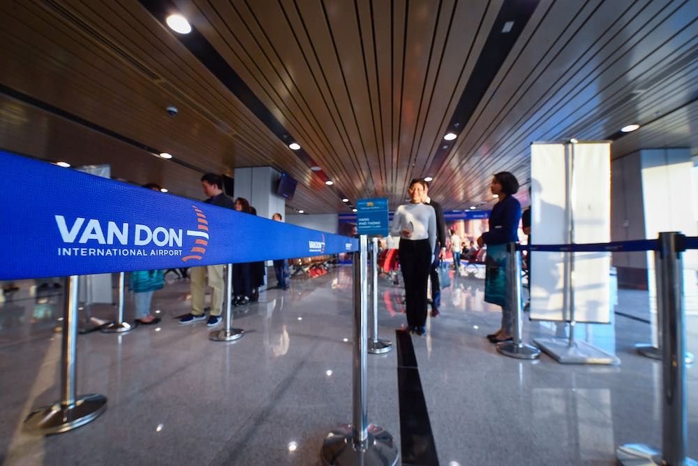 san bay van don don gan 350 cong dan viet nam tu australia ve nuoc