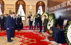 Lễ viếng nguyên Tổng Bí thư Lê Khả Phiêu tại các Cơ quan đại diện Việt Nam ở nước ngoài