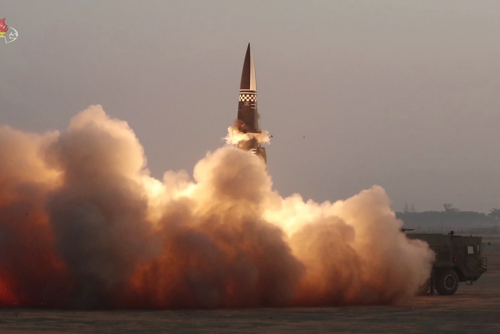 Triều Tiên phóng thử tên lửa dẫn đường chiến thuật kiểu với vào ngày 25/3.. (Nguồn: Yonhap)