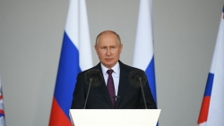 Tranh thủ PR vũ khí Nga, Tổng thống Putin nói thế giới 'còn lâu mới có loại tương tự'