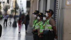 Peru: Covid-19 hoành hành, gia hạn tình trạng khẩn cấp, tạm thời hạn chế một số quyền để chống dịch