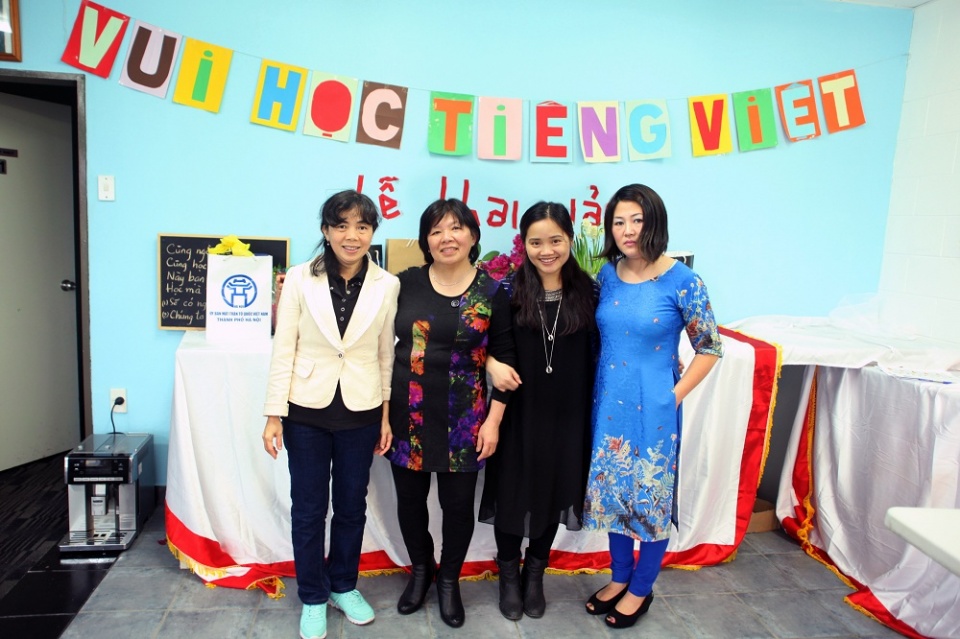 khai giang lop day tieng viet thu hai tai wellington new zealand