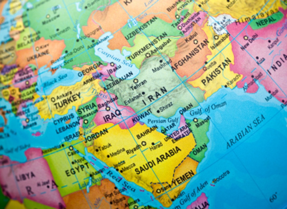 tim dong thuan de cuu trung dong