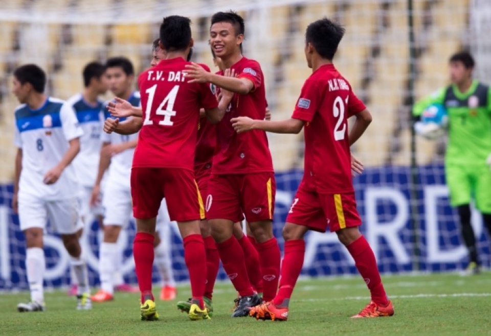 Hạ U16 Kyrgyzstan, Việt Nam thẳng tiến tứ kết U16 châu Á ha u16 kyrgyzstan viet nam thang tien tu ket u16 chau a
