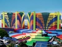 kham pha nha hang kinh duoi nuoc lon nhat the gioi