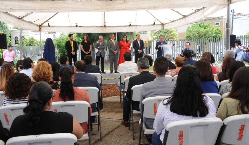 khanh thanh tuong bac ho tai thanh pho guadalajara mexico