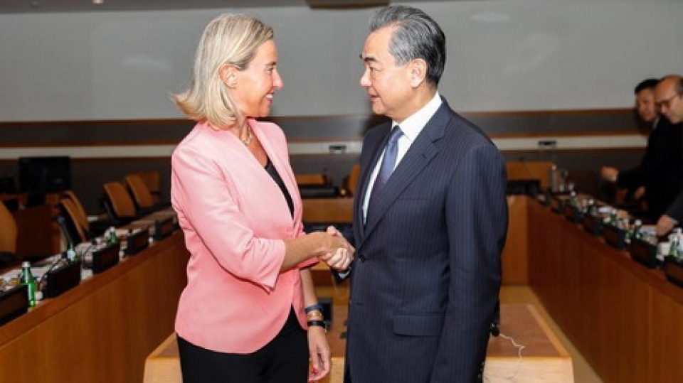 trung quoc eu cam ket tang cuong hop tac ket noi a au