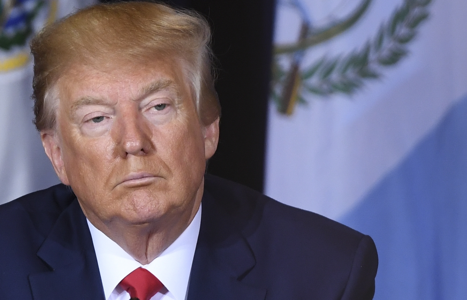 nha trang tiet lo bat loi ong trump va nguoi dong cap ukraine van phu nhan co suc ep