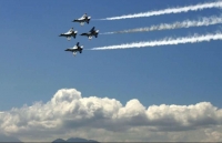 tong thong venezuela chi trich cac lenh trung phat cua eu