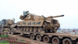 Căng thẳng trên biển chưa giảm, Thổ Nhĩ Kỳ điều loạt xe tăng đến biên giới Hy Lạp, tập trận ở Bắc Cyprus