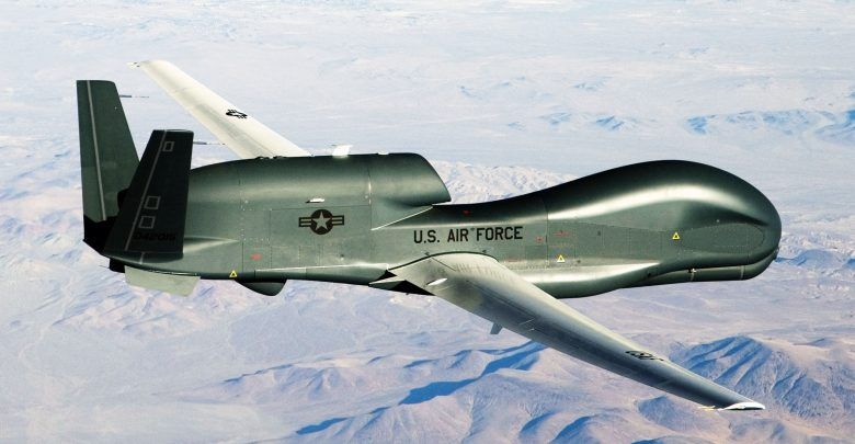 Máy bay do thám Mỹ thay Ukraine 'lượn' quanh bán đảo Crimea Máy bay do thám Mỹ thay Ukraine 'lượn' quanh bán đảo Crimea