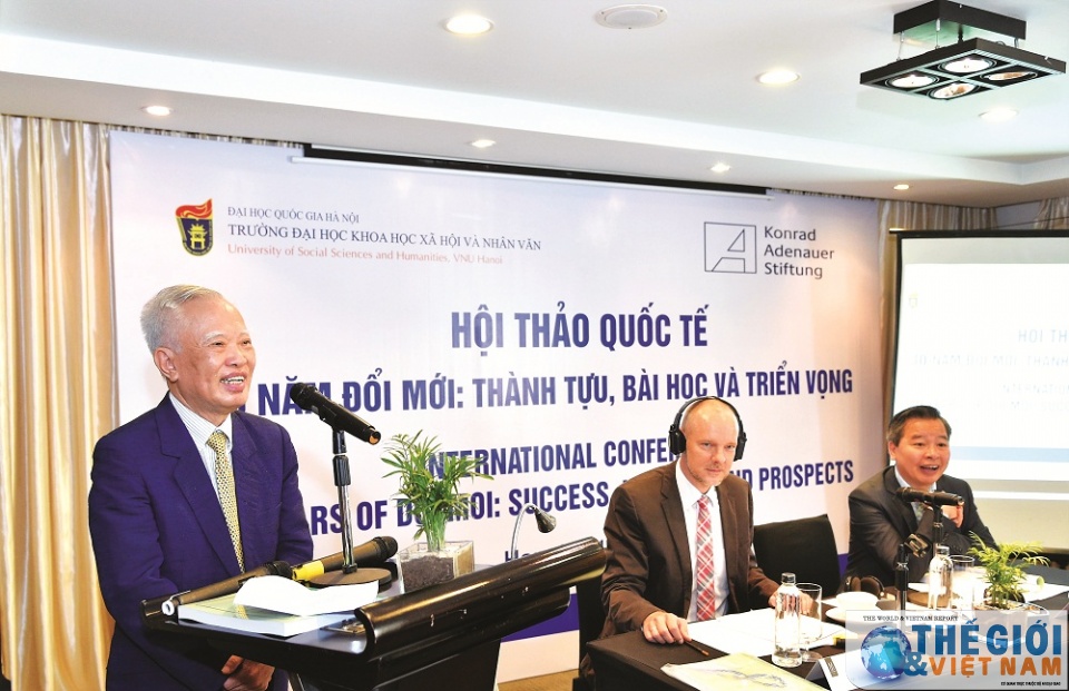 Nhìn lại bài học 30 năm Đổi mới nhin lai bai hoc 30 nam doi moi