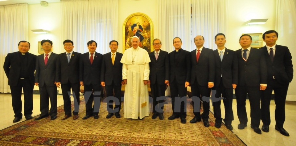 thu truong ngoai giao bui thanh son tham toa thanh vatican
