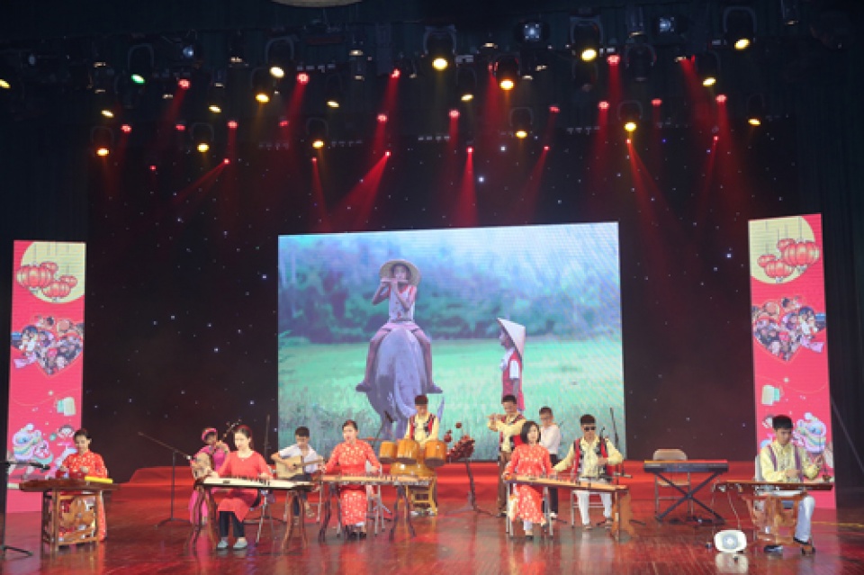 pho thu tuong truong ho a bi nh du chuong trinh do ng ca m va yeu thuong