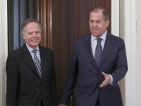 nga san sang hop tac voi chau au trong linh vuc quan su quoc phong