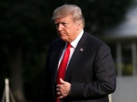 tong thong trump chay nuoc rut van dong truoc cuoc bau cu giua ky