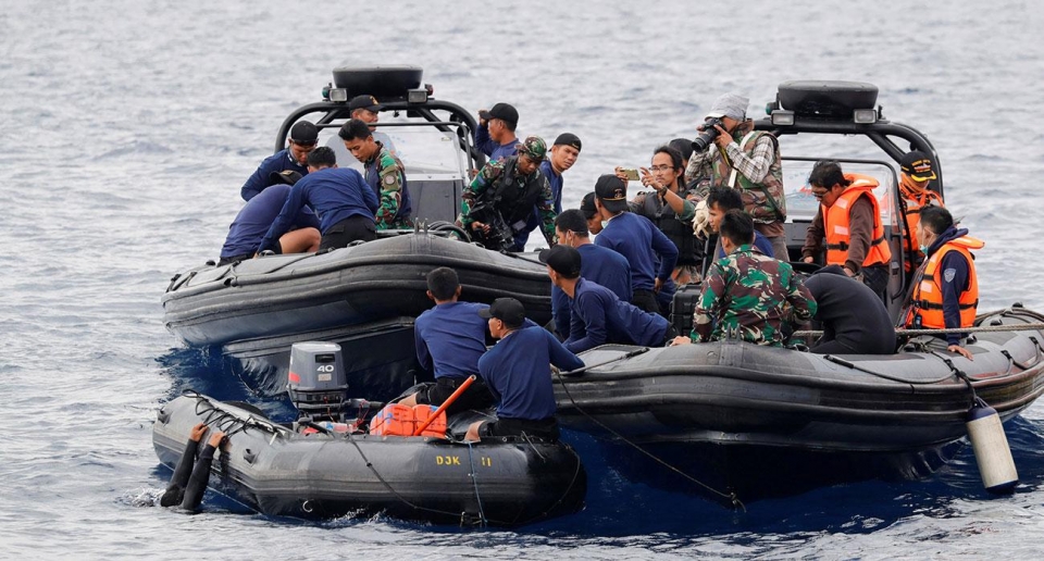 Indonesia xác định được địa điểm phần của thân máy bay gặp nạn indonesia xac dinh duoc dia diem phan cua than may bay gap nan