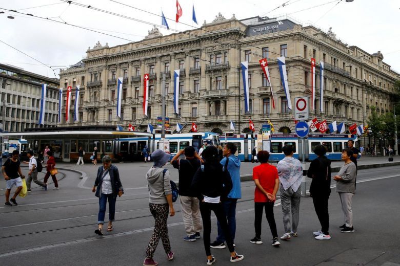 eu loai thuy sy khoi danh sach xam thien duong thue