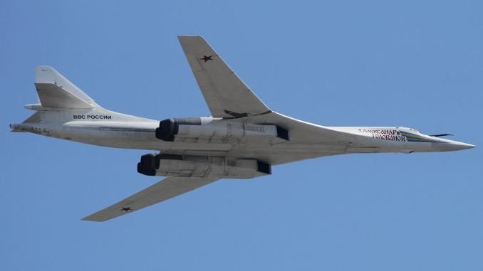 nga dieu 2 may bay nem bom tu 160 den nam phi nghi mang theo vu khi hat nhan