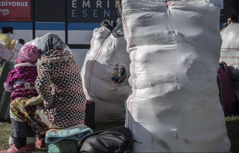 ai tho nhi ky dung vu luc truc xuat nguoi ti nan syria toi vung an toan