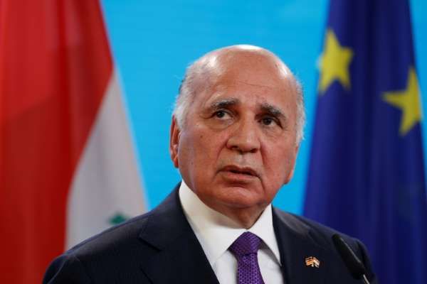 Mỹ-Iraq: Baghdad 'không vui' vì đe dọa 'nguy hiểm' của Washington; lại có tấn công rocket