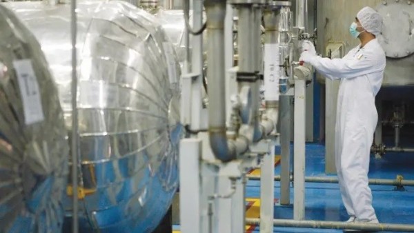 Uranium làm giàu của Iran: Nga đề xuất giúp lưu trữ, Tehran chỉ thị không vận chuyển ra nước ngoài