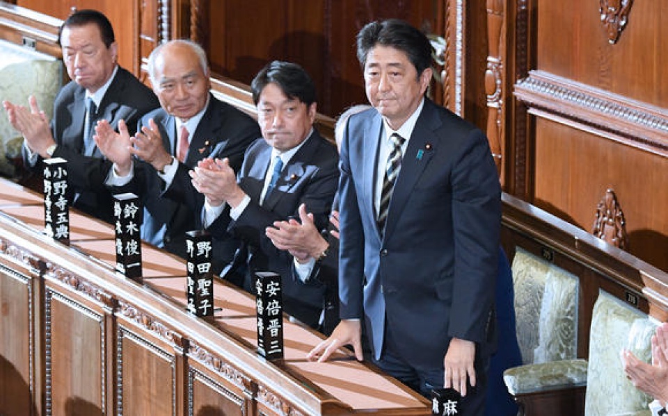ong shinzo abe tiep tuc duoc tin nhiem giu chuc thu tuong nhat