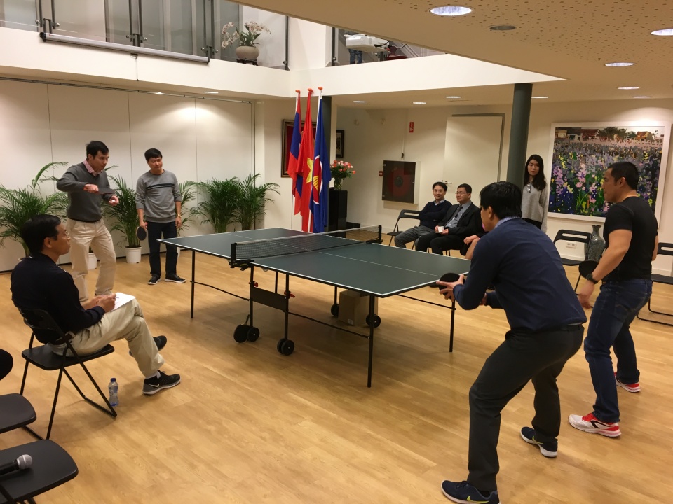 ky niem 55 nam quan he ngoai giao viet nam lao tai ha lan