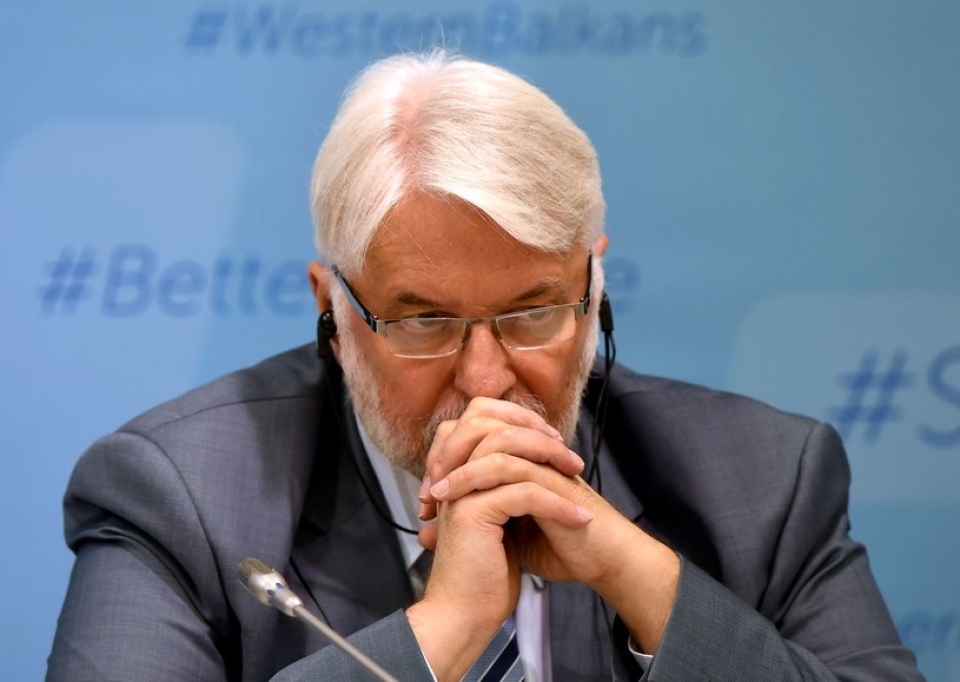 ngoai truong ba lan tinh hinh tai duc co the khien chau au mat an mat ngu