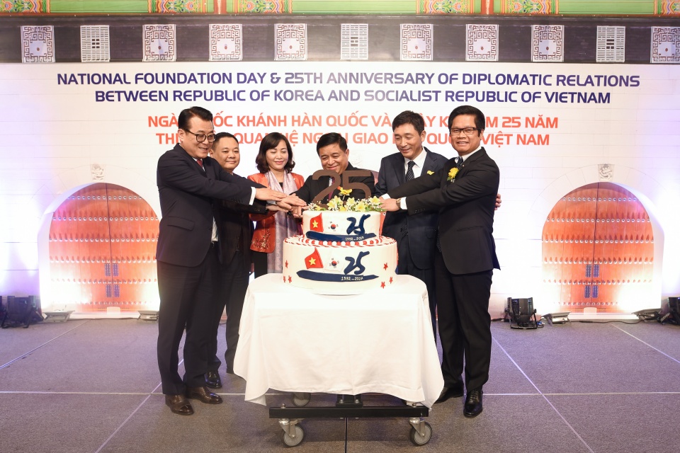 Quan hệ Việt - Hàn phát triển như một "kỳ tích" quan he viet han phat trien nhu mot ky tich