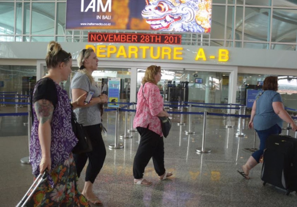 indonesia noi lai hoat dong cua san bay quoc te tren dao bali