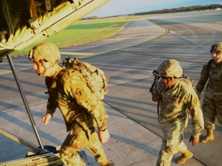 lau nam goc co the trien khai 7000 binh si toi bien gioi mexico