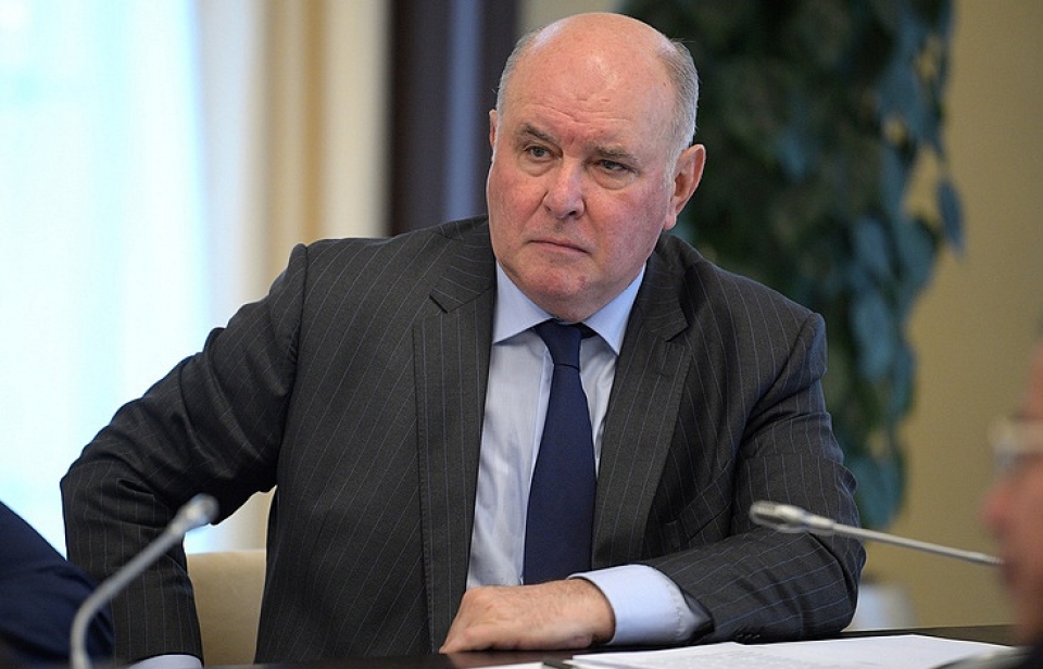 nga phuong tay bia dat viec nga quan su hoa bien azov