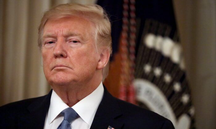 Nhà Trắng: 'Cuộc săn phù thủy lớn nhất lịch sử nước Mỹ' chỉ phương hại đến người dân tong thong trump cuoc san phu thuy lon nhat lich su nuoc my