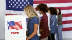 Bầu cử Mỹ 2020: Nhiều bất thường trong ngày bầu cử, các điểm bỏ phiếu ở Nevada gặp trục trặc, FBI vào cuộc