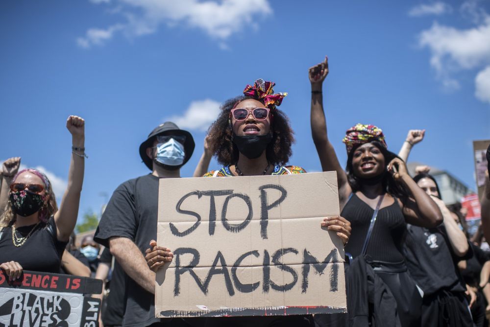 LHQ kêu gọi chống sử dụng công nghệ dữ liệu cho mục đích phân biệt chủng tộc