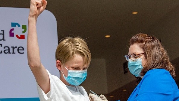 covid19 my tiem pfizer cho tre 511 tuoi bahrain cung cap phep hieu qua dang mung tu mui 3 cua pfizer