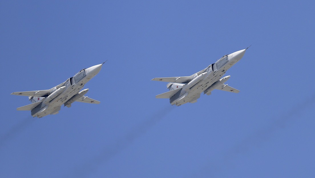 Giữa lúc biên giới nóng, Nga điều máy bay ném bom sang Belarus, EU nhất trí cơ sở đòn mới