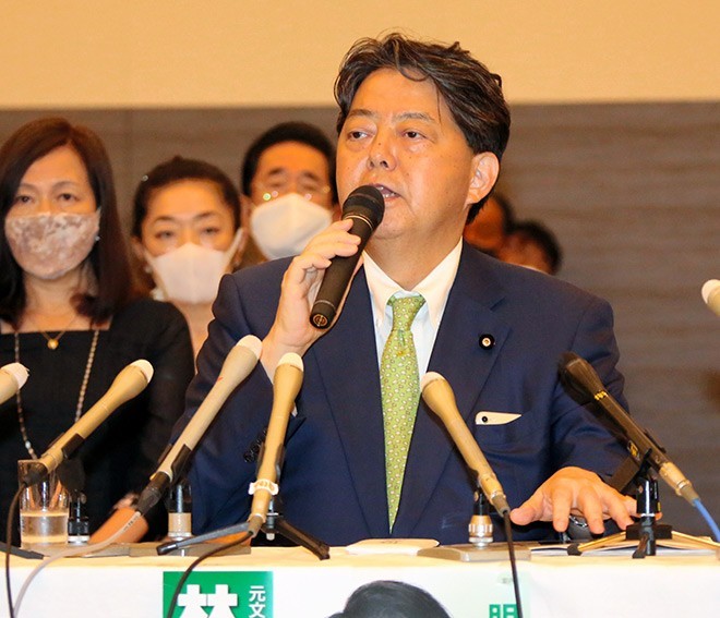 Tân Ngoại trưởng Nhật Bản có thái độ gì với Nga, Trung Quốc và Hàn Quốc?