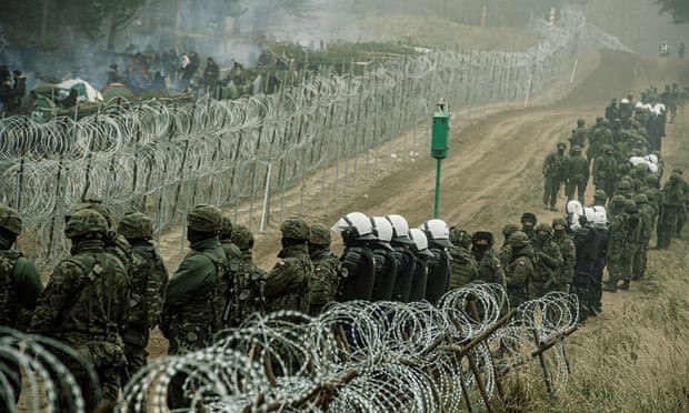 Biên giới với Belarus rơi hiểm cảnh, loạt nước tính kích hoạt điều khoản khẩn với NATO, Iraq nhập cuộc